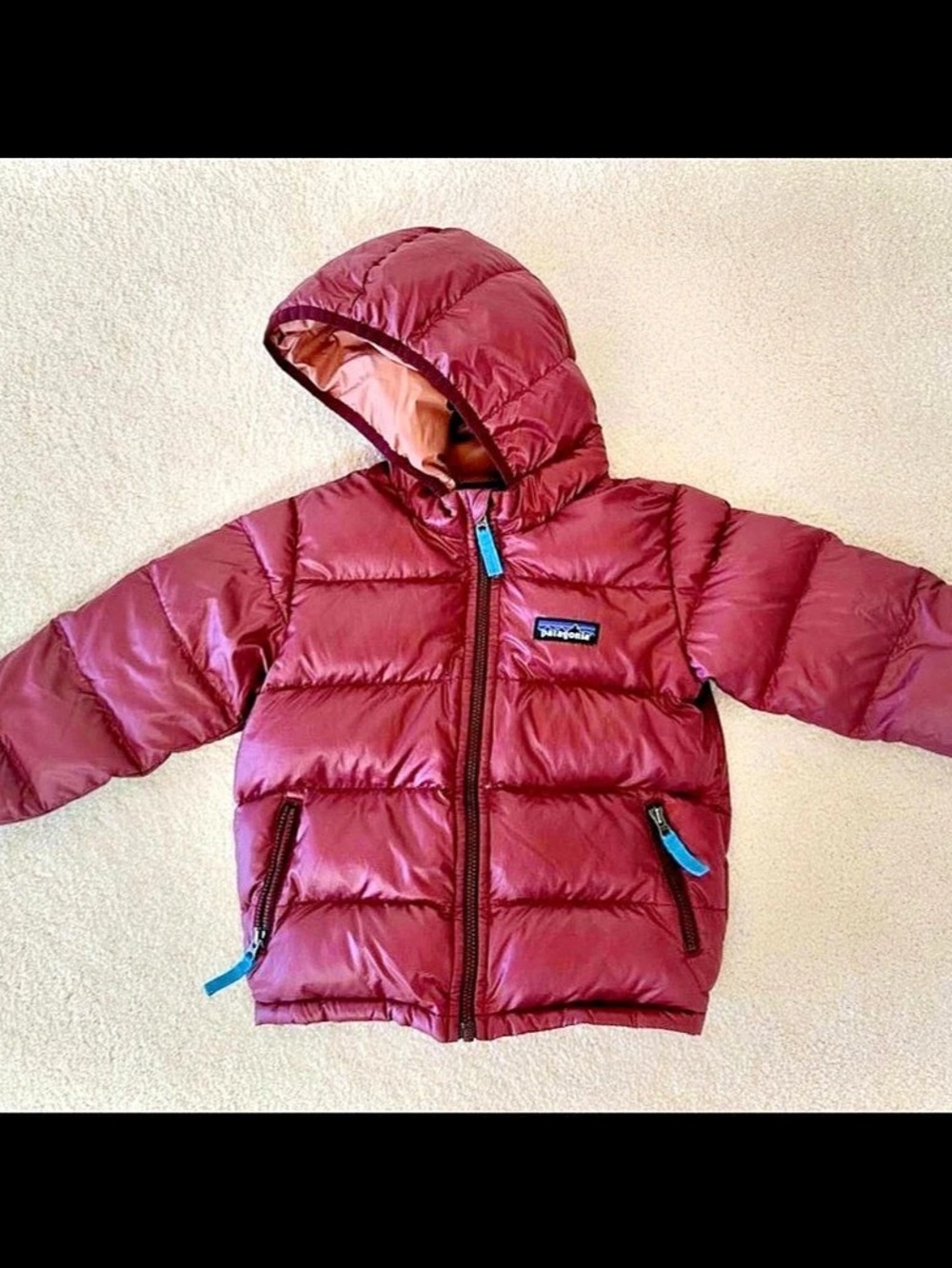 Patagonia Baby Hi-Loft Down jacket with hood Girls' 2T burgundy